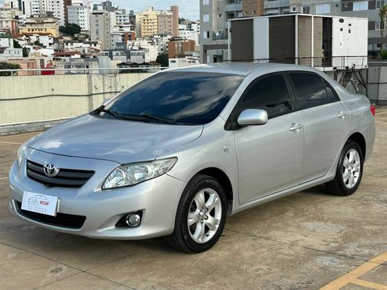 TOYOTA COROLLA 1.8 GLI 16V FLEX 4P AUTOMÁTICO